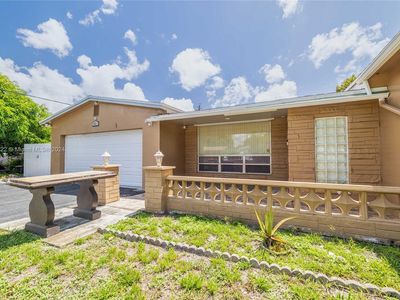 421 SW 70th Ter, Pembroke Pines, FL, 33023