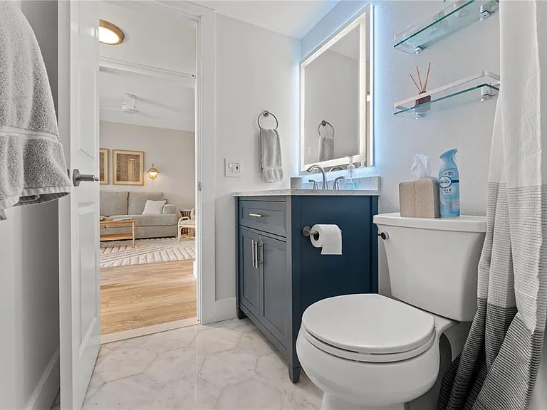 6287 Bahia Del Mar Cir #312 — Photo 34