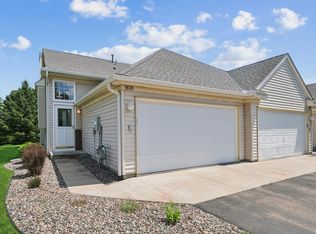 9828 Zinnia Ln N, Maple Grove, MN 55369