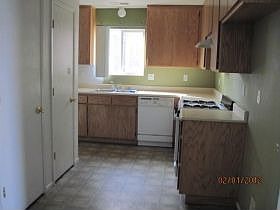 2nd image of 2127 Reta Way