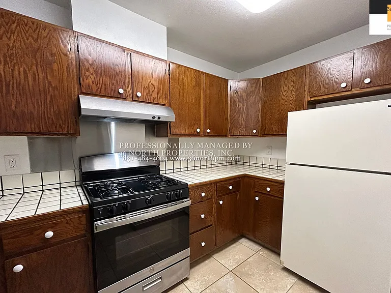 1290 7th St, Monterey, CA 93940 — Photo 2