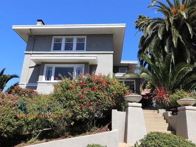 866 Paloma Ave, Oakland, CA, 94610