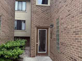 42372 Lochmoor St #2, Clinton Township, MI 48038