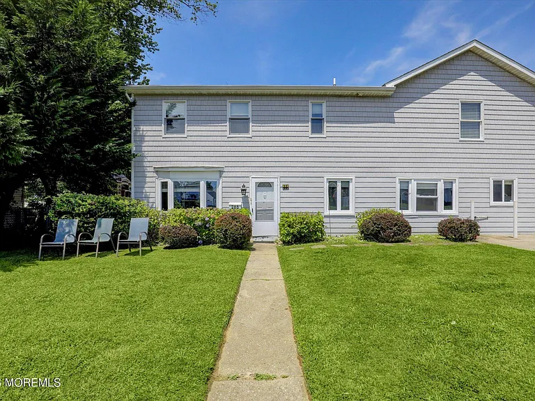 265 Norgrove Ave — Photo 2