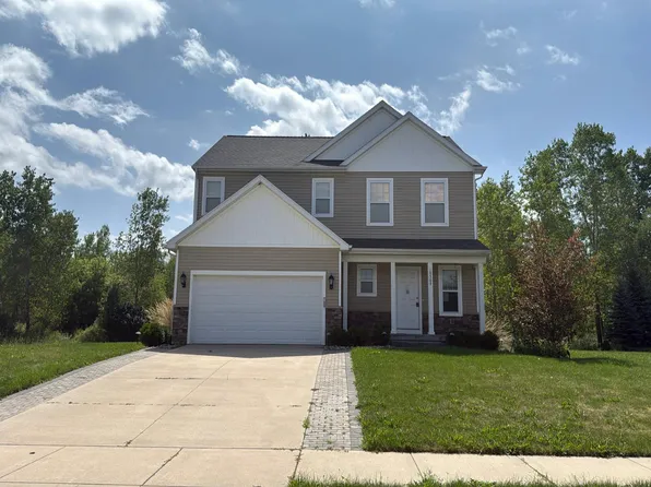 10569 Knockaderry Dr, Grand Ledge, MI 48837
