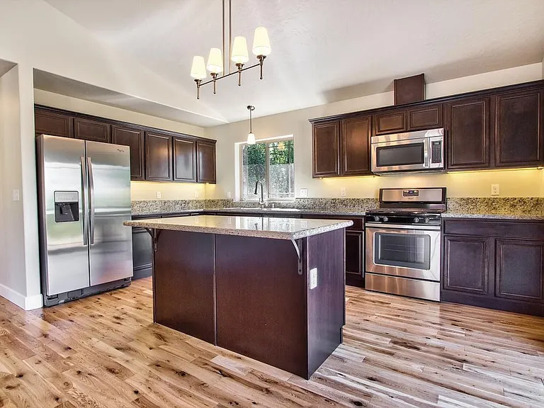 2951 E Fairview Loop — Photo 14