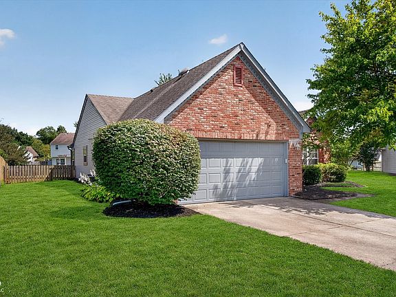 2nd image of 10996 Ridge Ct