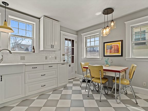 2nd image of 79 E Elm Ave