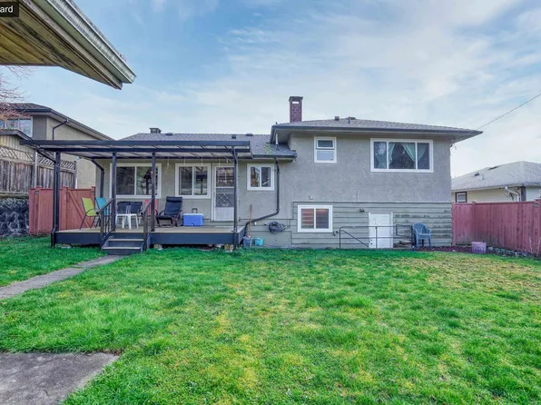 9645 David Dr, Burnaby, BC V3J 1H2