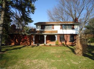 3825 Fulton Dr NW, Canton, OH 44718