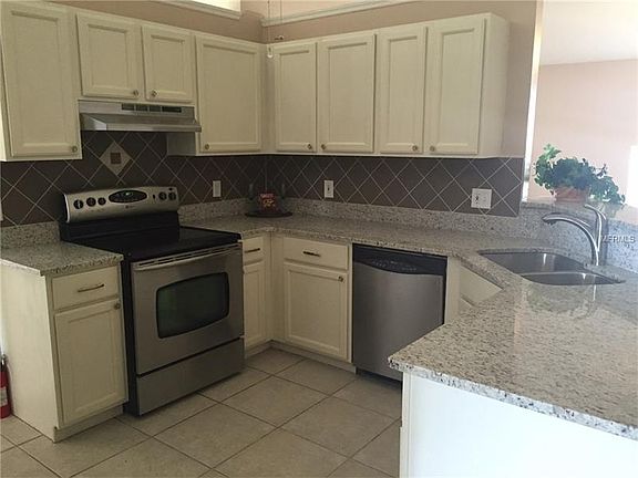 2nd image of 1641 Copperfield Ave