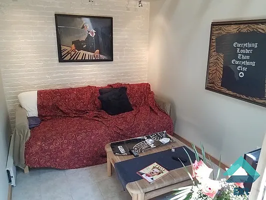 Rented by EXR | media 30