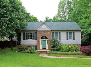 5080 Fiddlers Run Dr, Kernersville, NC 27284
