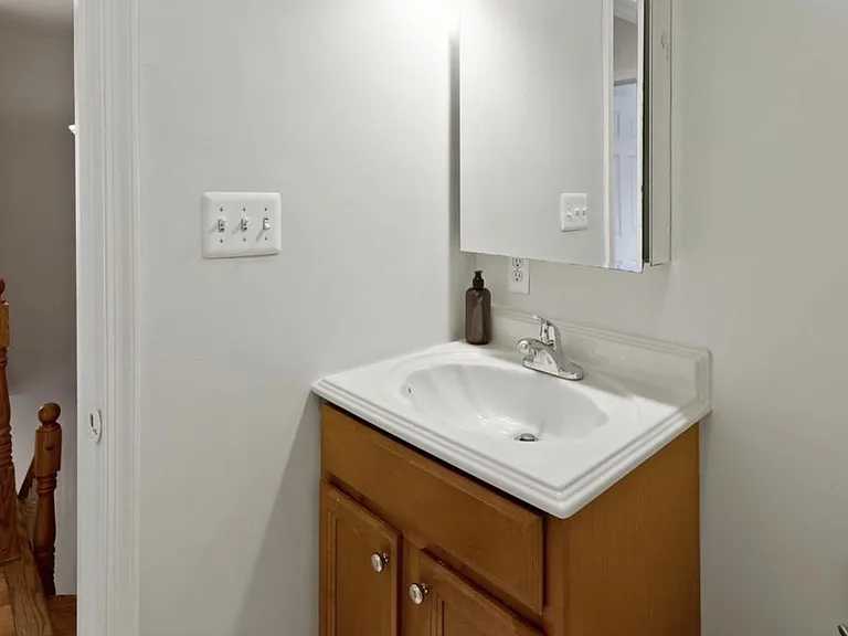 541 Florida Ave NW — Photo 9