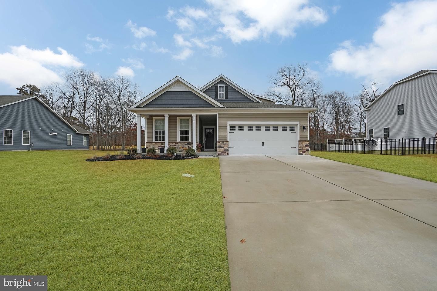 156 Laquinta Dr