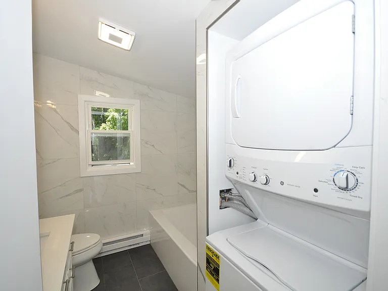17 Hough St #17 — Photo 24