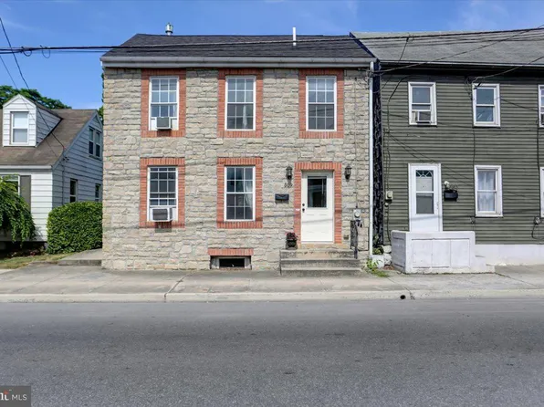 559 S Main St, Chambersburg, PA 17201