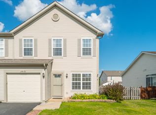 1410 Dahlgren Ln, Minooka, IL 60447