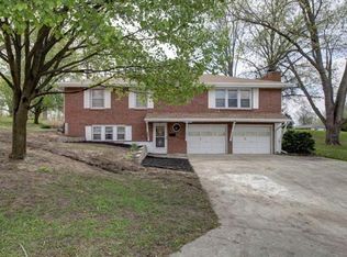 114 Cypress St, Excelsior Springs, MO 64024