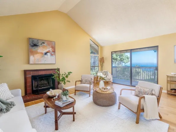 70 Forest Ridge Rd APT 3, Monterey, CA 93940