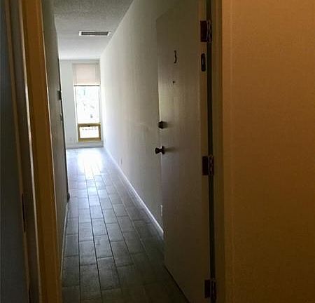 3rd image of 229 E Commercial Blvd #3
