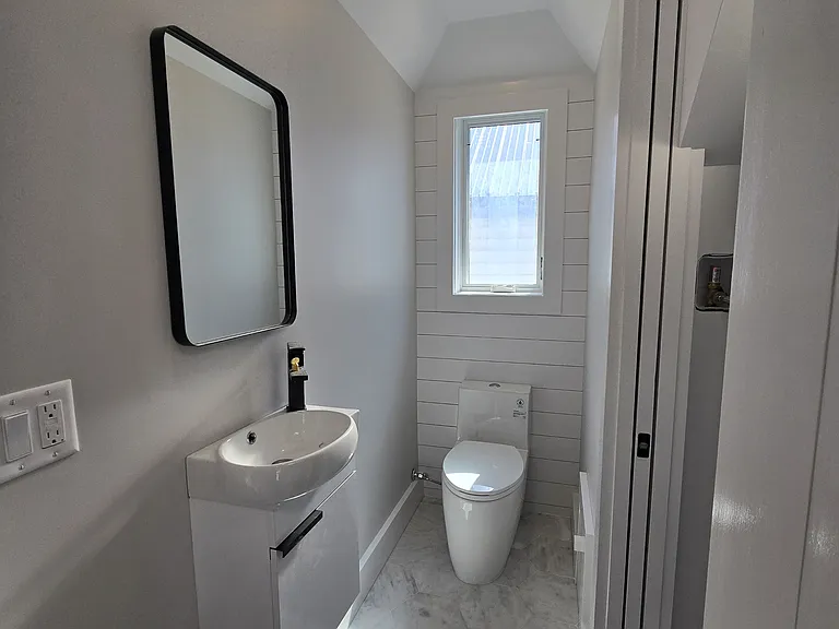 1 Tilden Ave — Photo 4