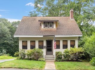 41 Pine St, Andover, MA 01810