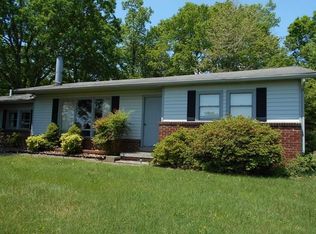 70 Ellis Hilltop Rd, Spruce Pine, NC 28777