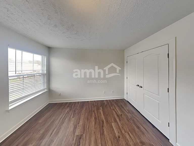 878 Daybreak Dr — Photo 17