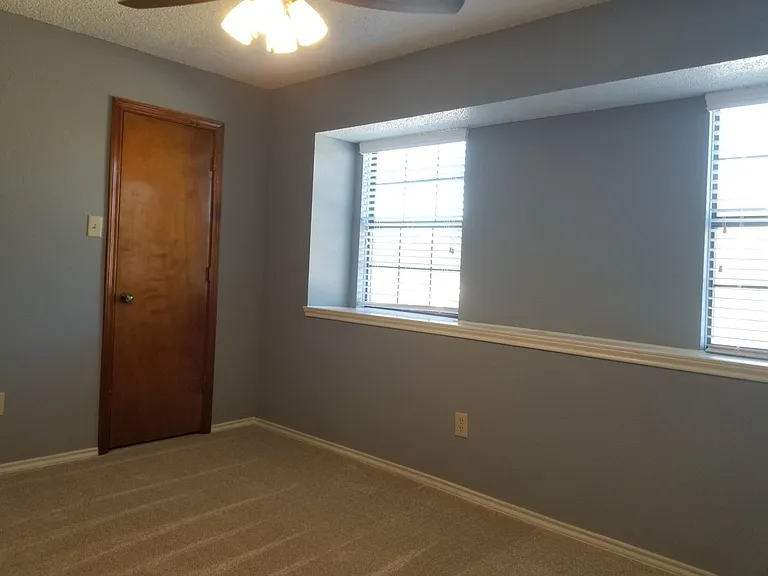 2104 Stein Way — Photo 18