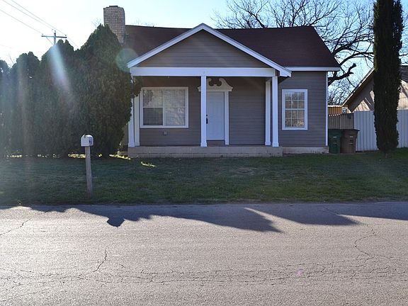 4th image of 1659 Linda Lee Dr