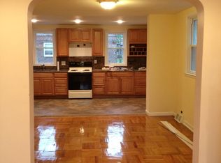 1720 Tustin St, Philadelphia, PA 19152
