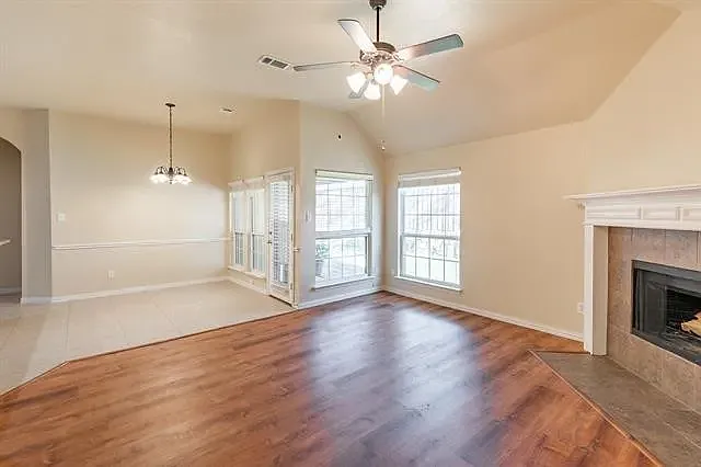 901 Witherby Ln — Photo 16