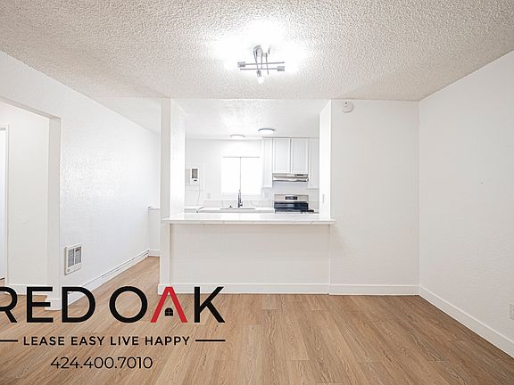 3rd image of 26674 Ward St APT 3