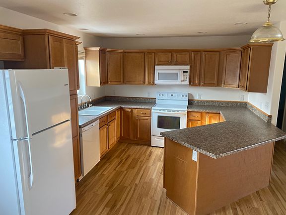 4th image of 281 5th St