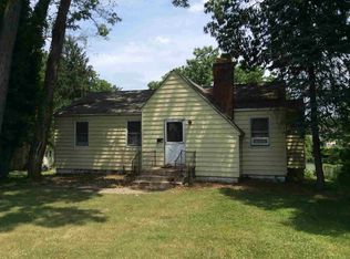 34 Lakeview Ave, Poughkeepsie, NY 12601