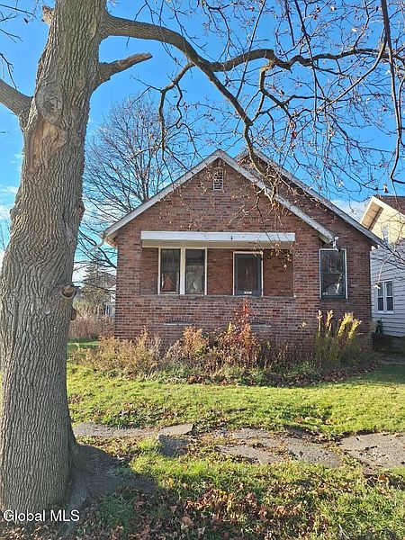 2nd image of 743 6th Avenue