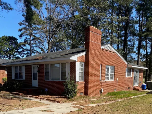 1007 Academy Street E, Wilson, NC 27893