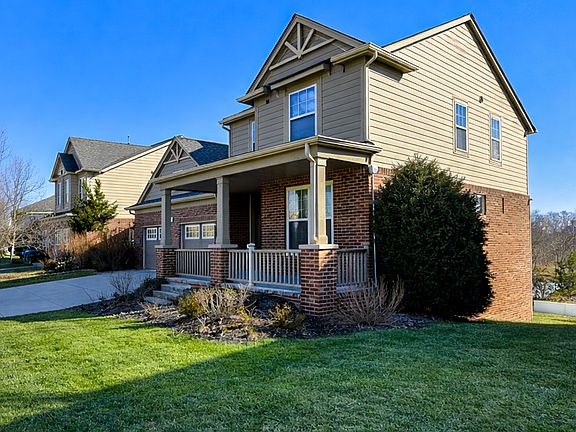 3rd image of 51026 Upland View St