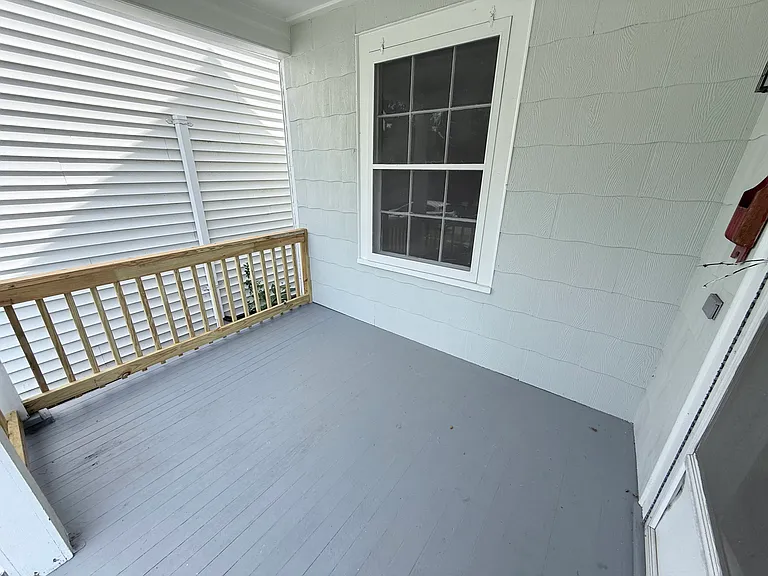 3434 Parkwood Ave — Photo 2
