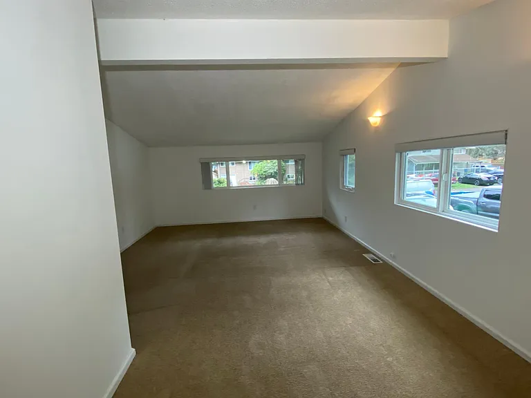 6225 Park Way — Photo 12