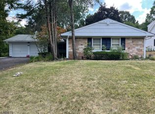 22 Abbott Rd, Somerset, NJ 08873