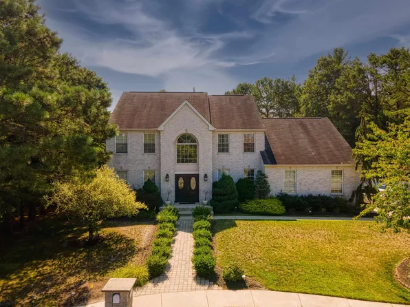 101 Aberdeen Cir, Egg Harbor Township, NJ 08234