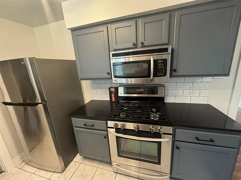 10510 Sierra Dr — Photo 6