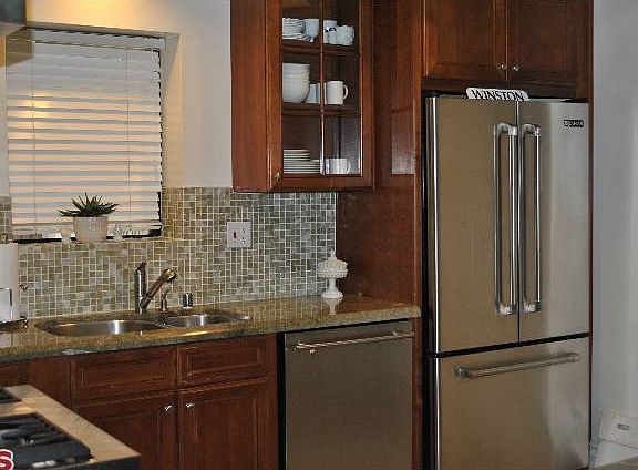 4th image of 10618 Woodbridge St Unit 207