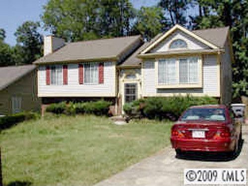 1st image of 7811 Mallen Dr