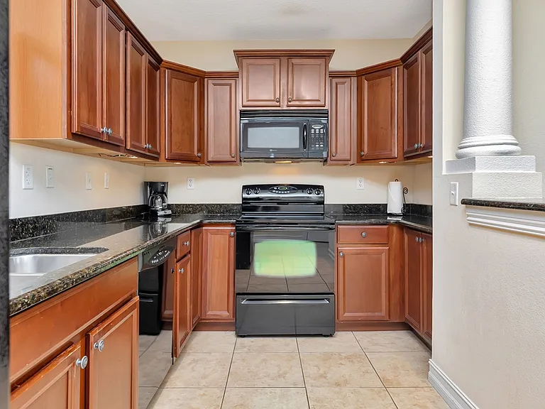 13941 Clubhouse Dr #308 — Photo 7