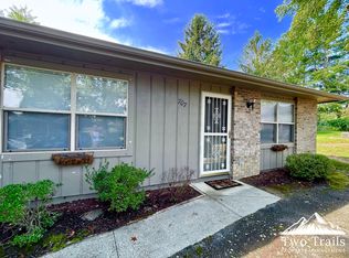 707 Farmington Cir, Hendersonville, NC 28739