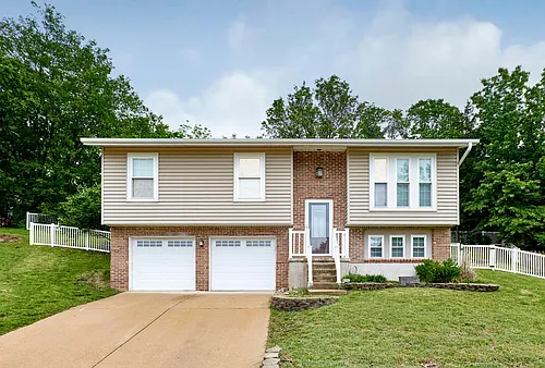 6001 La Chateau Ct Photo 1