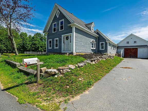 2nd image of 131 South Road